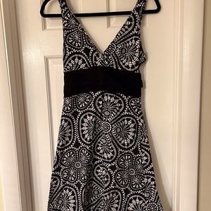 Patagonia Margot Dress.  Size Small.  Black with white in color.